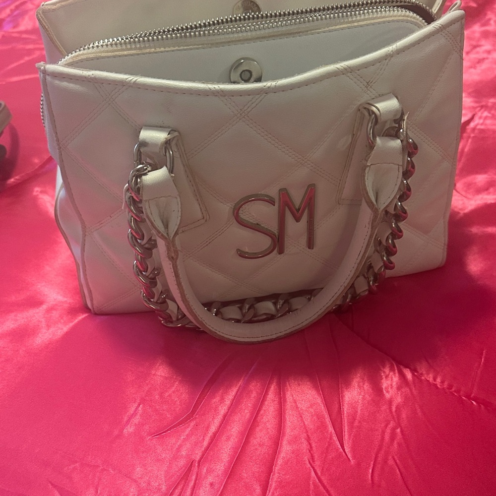 Stylish White Quilted Handbag